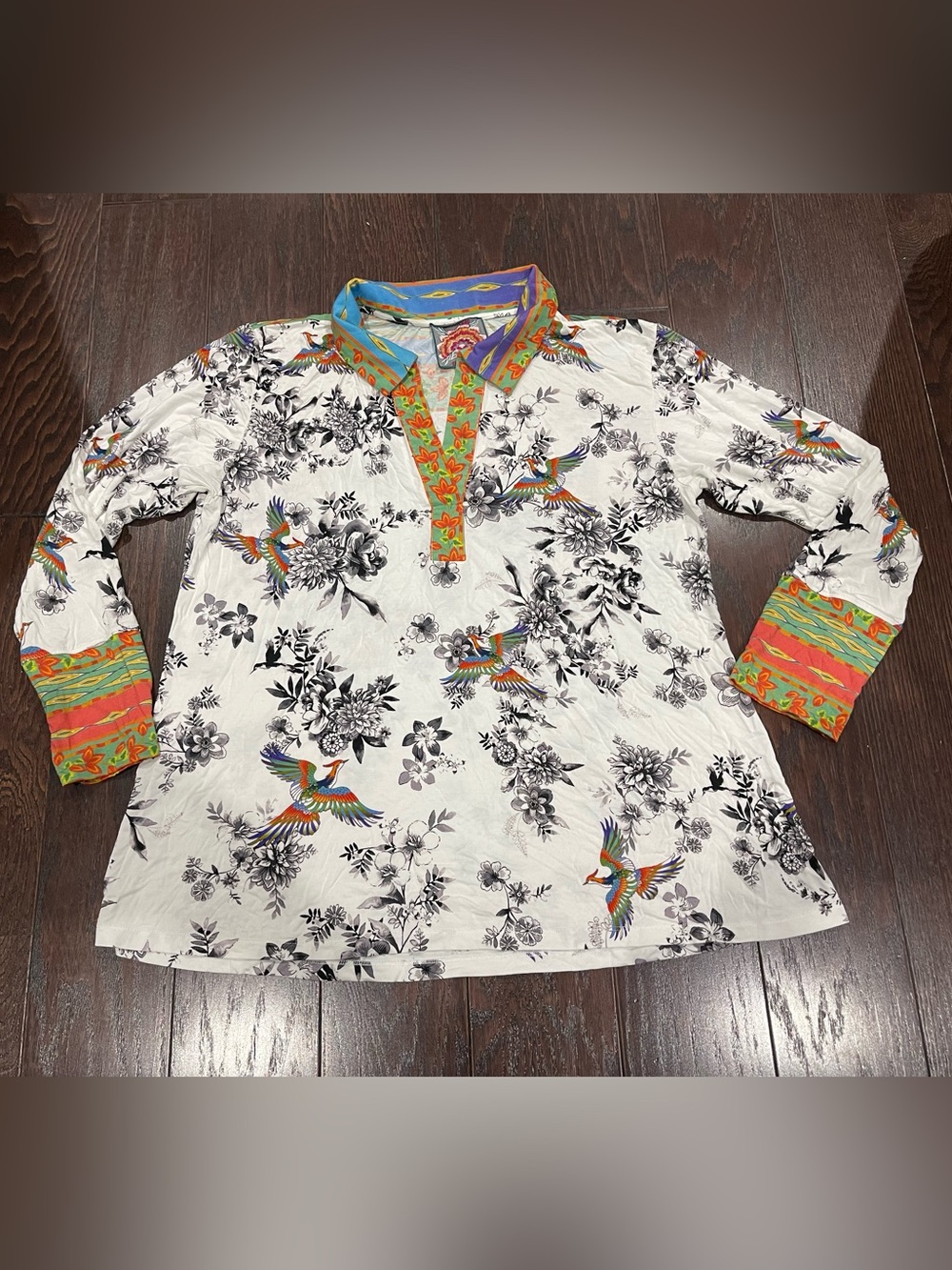 Johnny Was Dreamer Garden Split Front Henley Tee Boho Chic Women Size X-Large - Picture 3 of 8